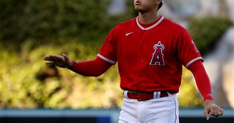 Shohei Ohtani Calls Own Pitches on PitchCom System for Angels' Season ...