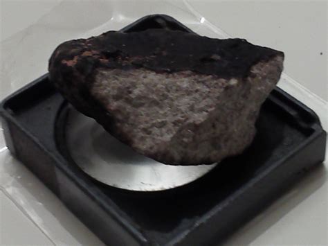 news now: lunar mare basalt meteorite found in US