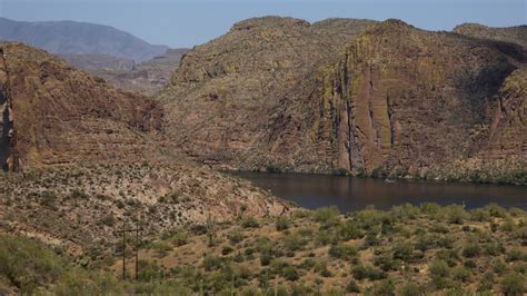 Desert Lake Free Stock Photo - Public Domain Pictures