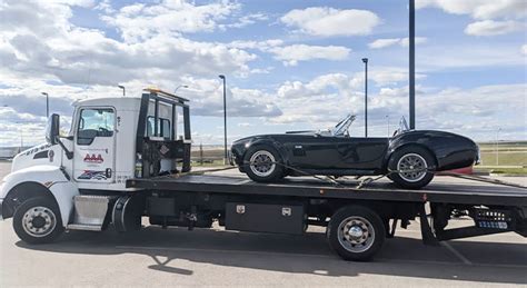 When To Use A Flatbed Towing Service | AAA Towing