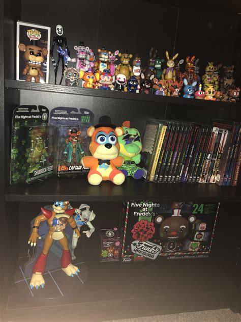 Wanted to show my FNAF collection : r/fivenightsatfreddys