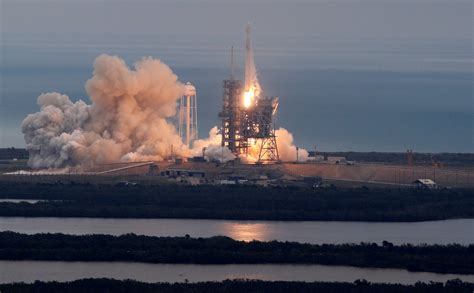 SpaceX Falcon rocket blasted off on Sunday from a Florida launch pad ...