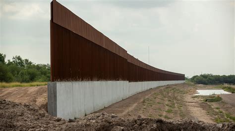 Texas border wall construction starts in Rio Grande City