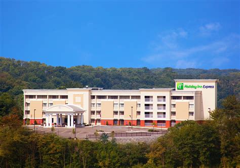 HOLIDAY INN EXPRESS CINCINNATI WEST, AN IHG HOTEL $102 ($̶1̶1̶7̶) - Prices & Reviews - Ohio