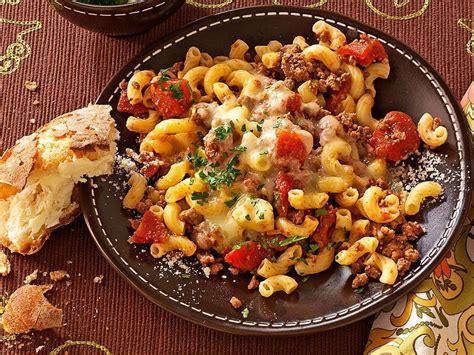 Red Macroni Pasta / Macaroni Pasta Recipe In Red Sauce By Shireen Anwer Random Bytes From Life ...