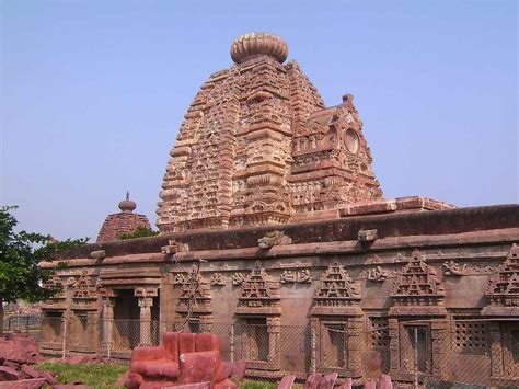 Alampur Jogulamba Temple Gadwal: Timings, History, & Accommodation - Zingbus