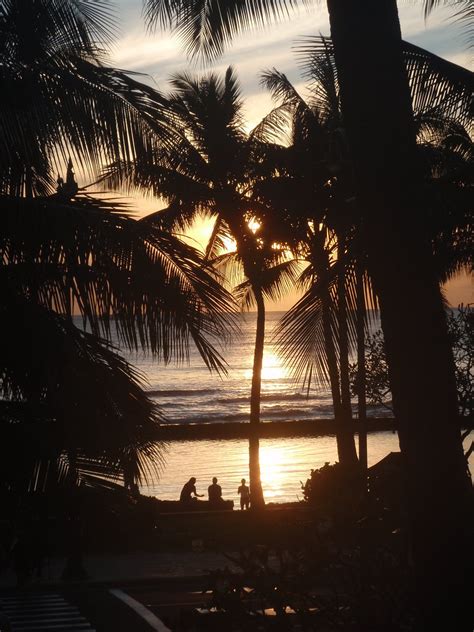 sunset from hotel | sunset, Waikiki, February 2009 | nicstar4527 | Flickr