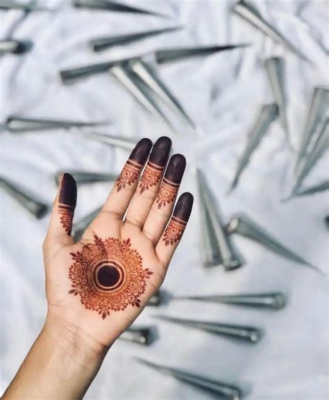 Create Stunning Palm Henna Designs with These Simple Tips for Beginners ...