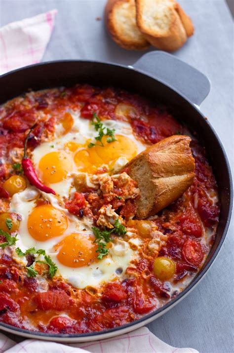 Eggs Tomato Breakfast Skillet Recipe — Eatwell101