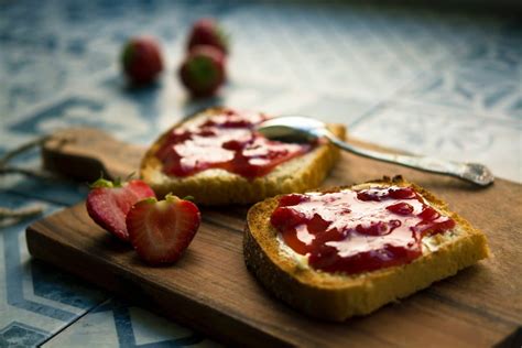 12 Creative Peanut Butter and Jelly Sandwiches to Try