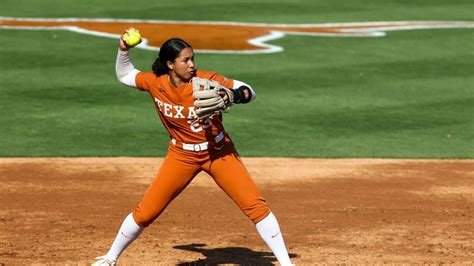 College softball rankings: 2024 NCAA Top 25 poll - ESPN