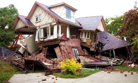 How to Survive an Earthquake: Best Earthquake Survival Guide