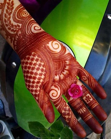 Best mehndi design For Girl . Henna Simple Design's | weddingbels