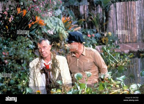 DONOVAN'S REEF (1963) LEE MARVIN, JOHN WAYNE DNV 002 L Stock Photo - Alamy