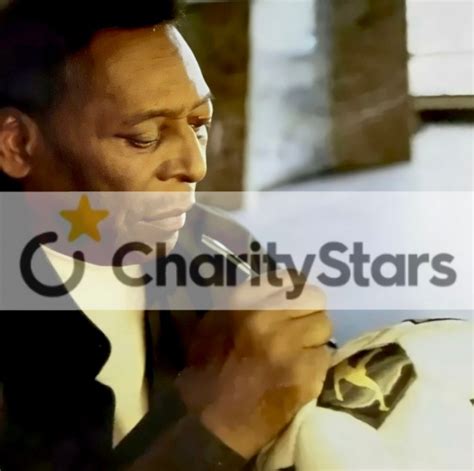 Pelé Signed Football - Limited Edition - CharityStars