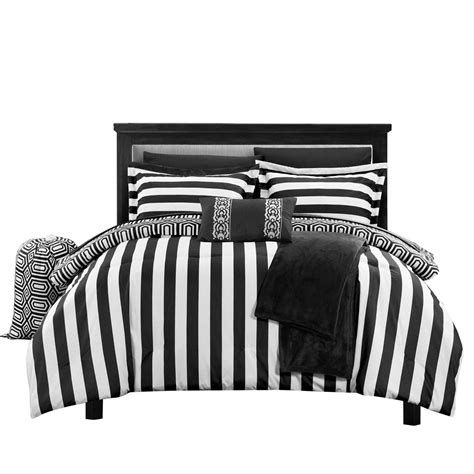 White And Black Striped Comforter / Find quality comforters exclusively from pottery barn teen®.