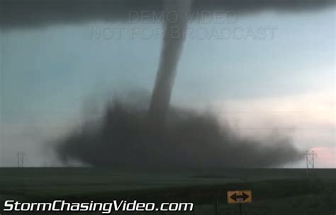 Stunning stovepipe tornado grinds across Colorado landscape near Denver ...