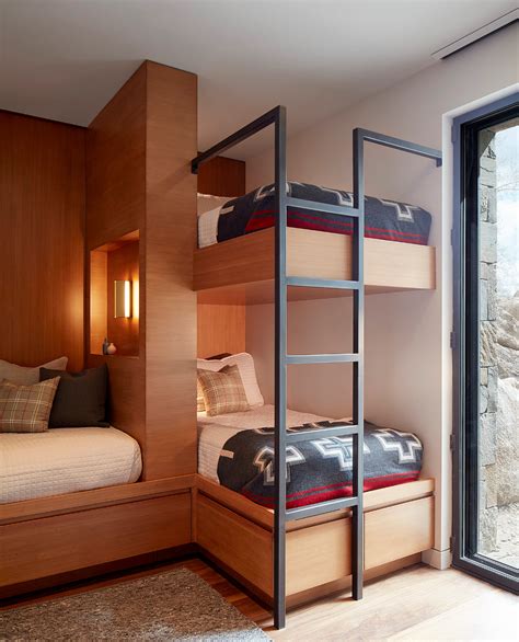 A Guide to Statement-Making Bunk Rooms - Mountain Living Built In Bunks, Built In Bed, Cabin ...