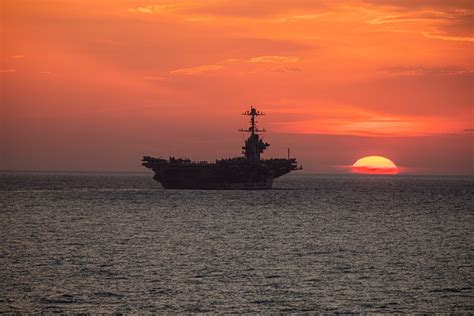 DVIDS - Images - USS San Jacinto conducts small boat operations [Image ...