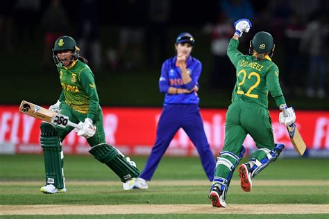 Proteas win last-ball thriller to knock India out of Women's World Cup