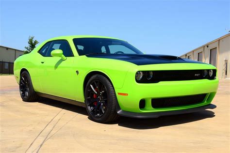 2015 DODGE CHALLENGER SRT HELLCAT