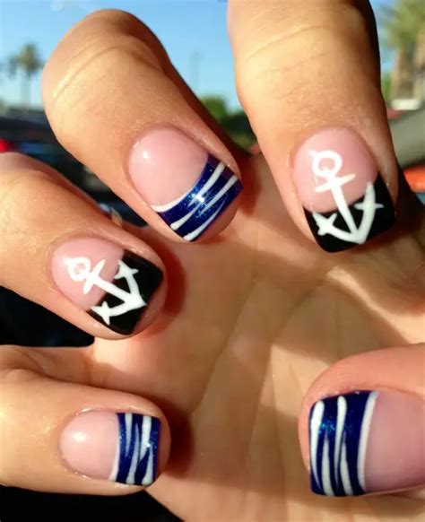 26 Cute Anchor Nail Art Designs