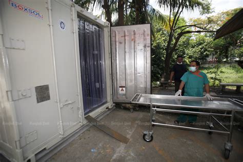 Bangkok Post - Hospital turns to containers for body storage