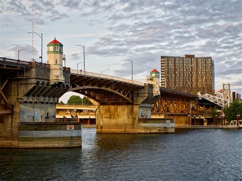 Burnside at Sunset | Burnside Bridge, Portland | Aaron Hockley | Flickr