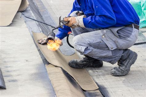 What is Asphalt Roll Roofing? - Sunik Roofing Calgary