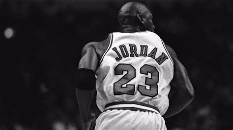 Jordan Wallpaper 4K | Michael jordan, Micheal jordan, Jordans