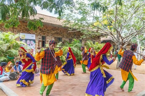 5 folk dances of Uttarakhand and the related legends | Times of India Travel