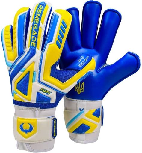 Guide On the Best Goalkeeper Gloves 2023 | FitLag