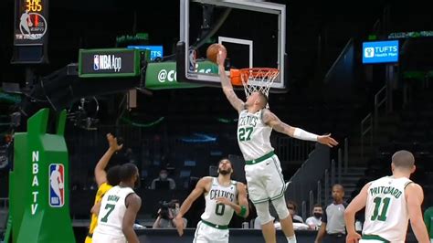 Daniel Theis Highlights vs Indiana Pacers (17 pts, 4 reb, 3 blk) - YouTube