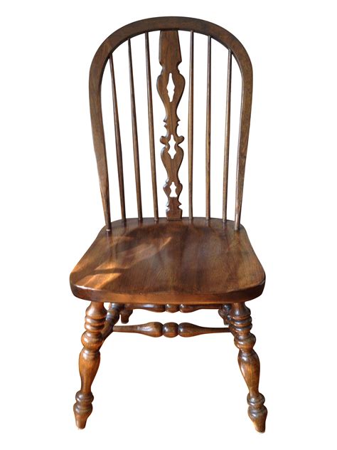 Set of 4 vintage Ethan Allen chairs. This set includes 4 Ethan Allen Royal Charter Oak Bowback ...