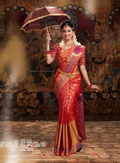 South Indian Bride wearing Silk Saree and Holding the Umbrella ...