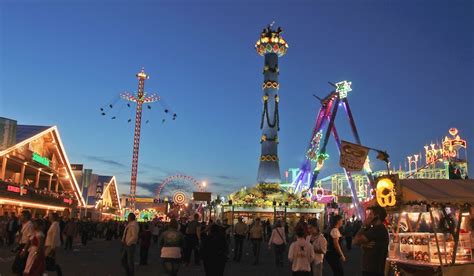 How to Survive Oktoberfest in Stuttgart—Cannstatter Volksfest — Joan ...