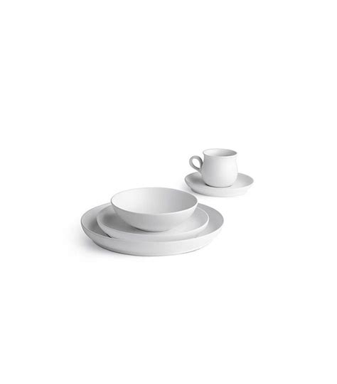 11 Dinnerware Sets That'll Instantly Upgrade Your Tablescape | White dinnerware set, Dinnerware ...