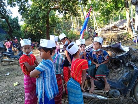 Over a thousand villagers protest against Burma Army occupation and violation