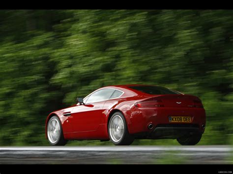 Aston Martin V8 Vantage Fire Red | Rear