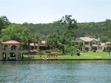 Lake Austin - Austin TX - Lakefront Homes