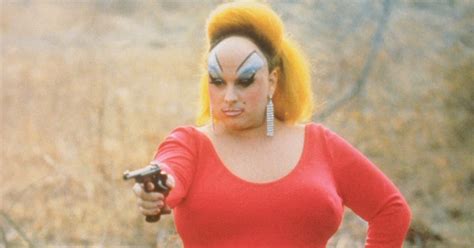 11 Throwback Photos Of Divine That Will Make You Mourn The Legendary ...