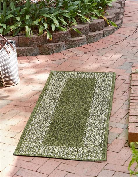 Green 2' x 6' Outdoor Border Runner Rug | OutdoorRugs.com