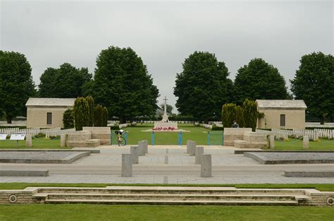 Bayeux War Cemetery - World War Two Cemeteries - A photographic guide ...