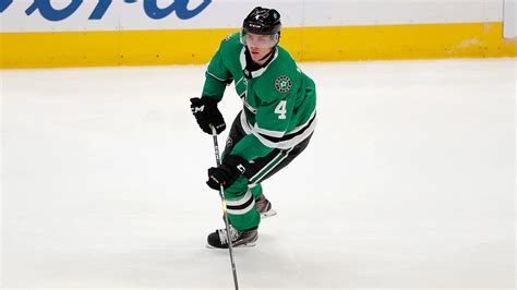 Miro Heiskanen Stats / Statistics of miro heiskanen, a hockey player from espoo, finland born ...