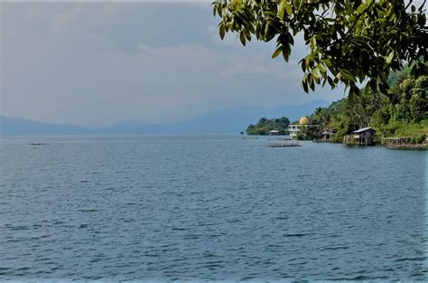 Keindahan Danau Singkarak dan Sejarahnya | Indonesia Traveler