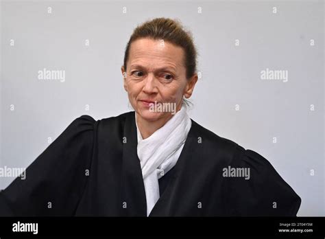 Strafverteidigerin Rechtsanwaeltin Alexandra KINDSHOFER. Strafverfahren ...