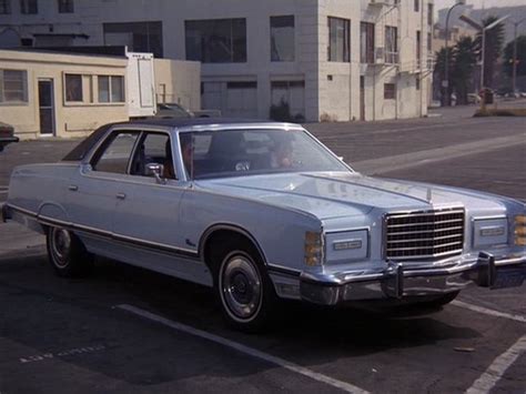 IMCDb.org: 1976 Ford LTD Landau in "Charlie's Angels, 1976-1981"