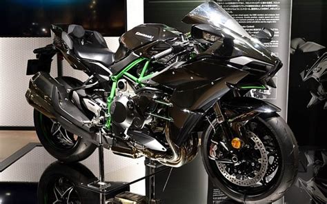 Kawasaki Ninja H2R: Features and Design