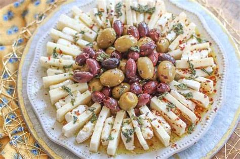 Easy Marinated Olives & Cheese Ring Appetizer