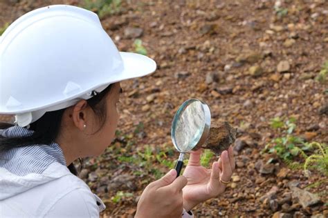 What Does a Geoscientist Do? - Unity Environmental University